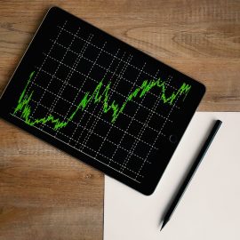 Trouver une bonne plateforme fiable pour trader des crypto monnaie : ce qu’il faut considerer